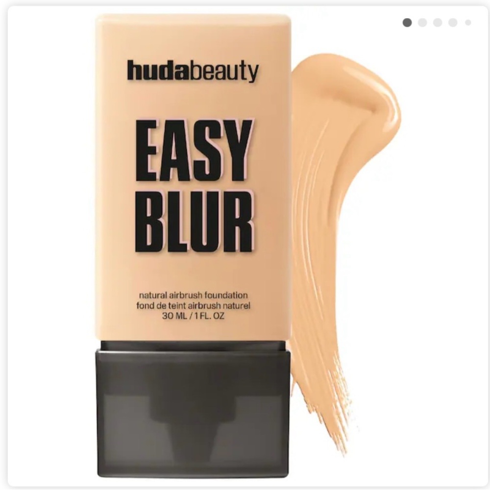 HUDA BEAUTY Easy Blur Foundation - Tan